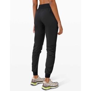 Lululemon Beyond the Studio Jogger Black